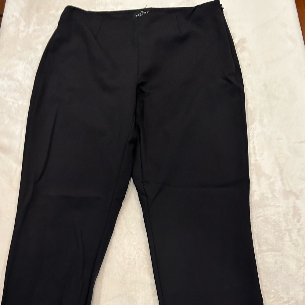 White House Black Market Skinny Ankle Black Side Zip Pants, Size 6L